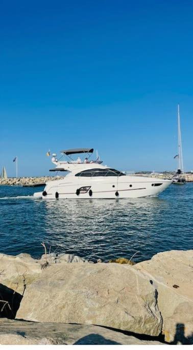 Proche St Tropez Refait A Neuf Bord De Plage Et Piscine Cogolin Ngoại thất bức ảnh