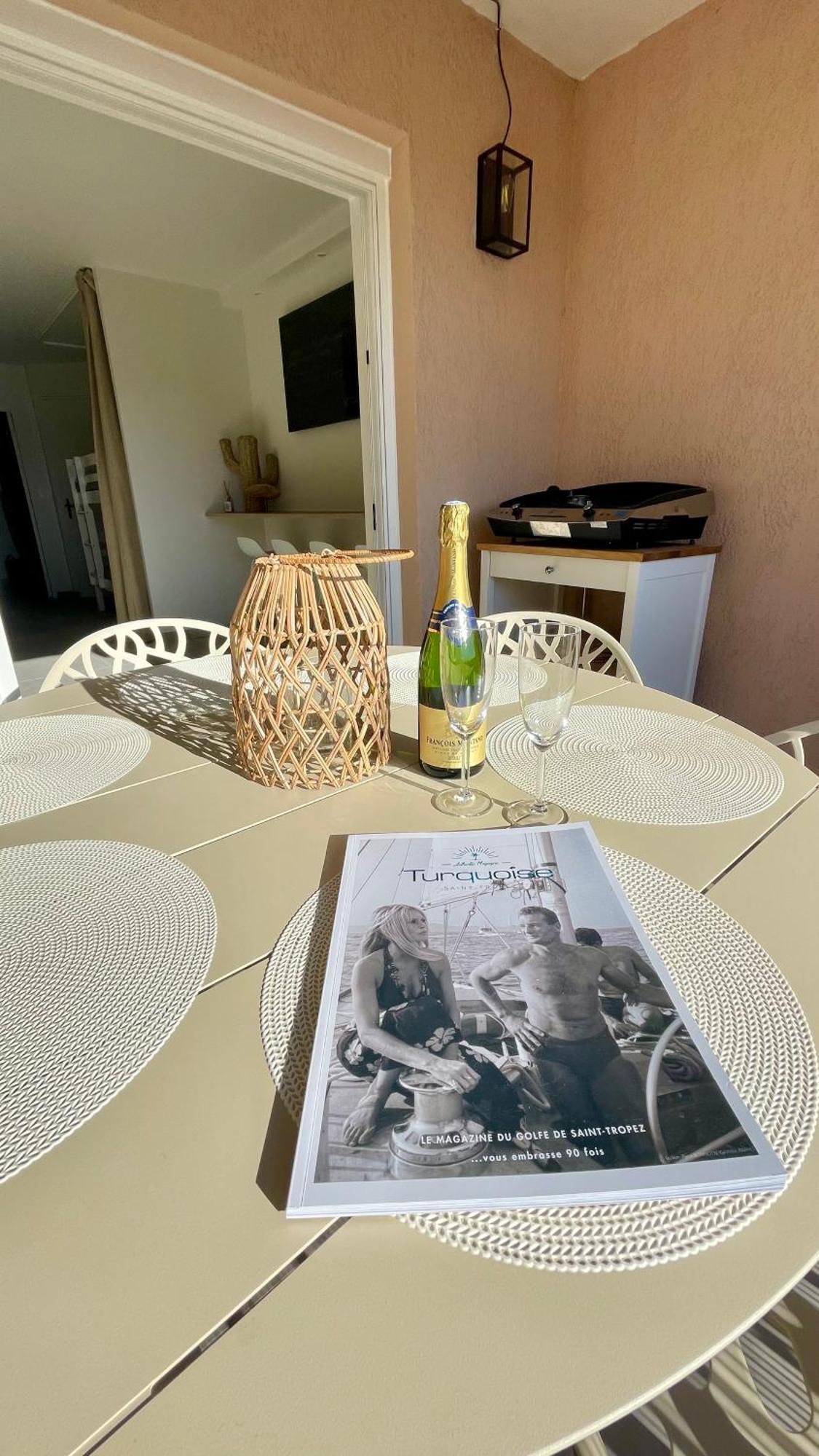 Proche St Tropez Refait A Neuf Bord De Plage Et Piscine Cogolin Ngoại thất bức ảnh