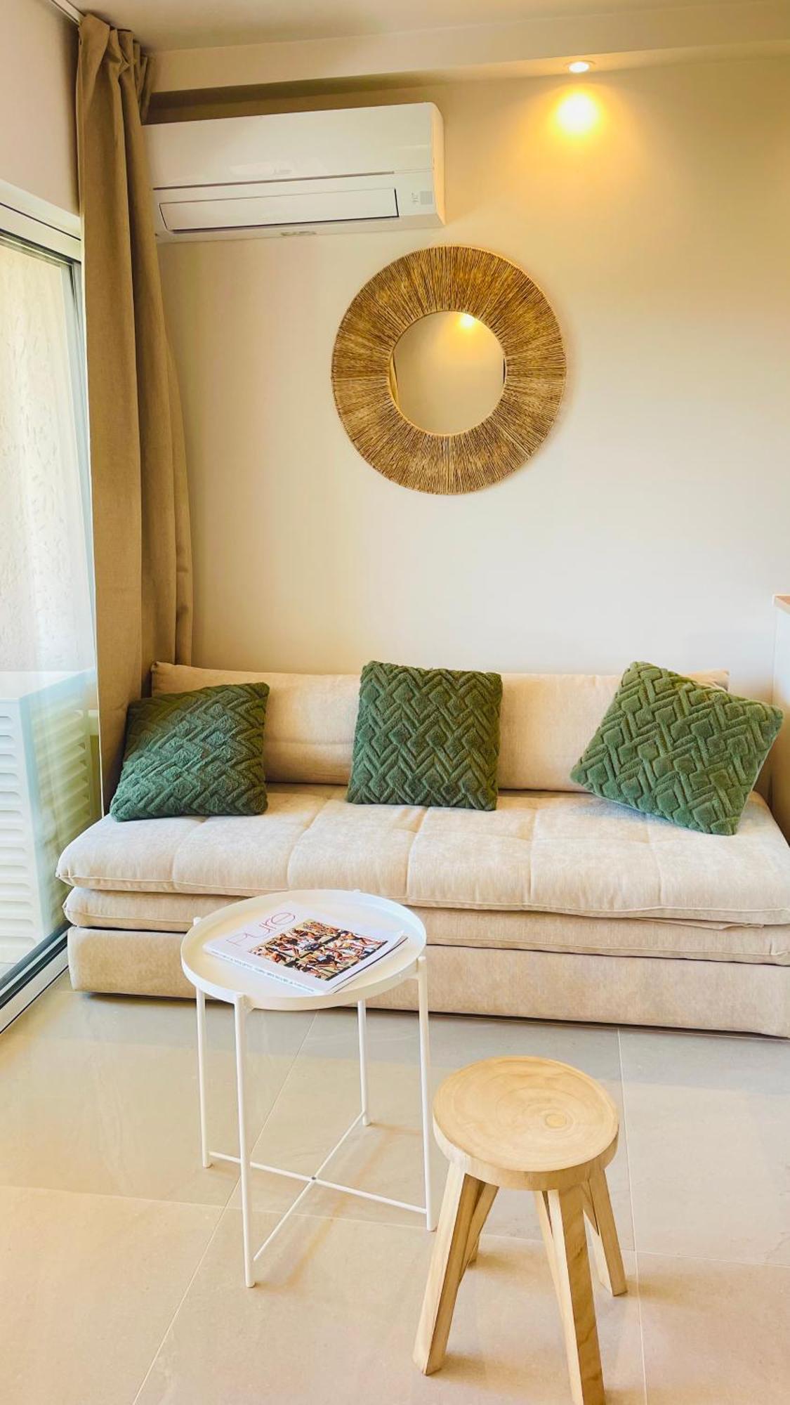 Proche St Tropez Refait A Neuf Bord De Plage Et Piscine Cogolin Ngoại thất bức ảnh